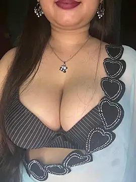 Naughty pooja44 online show from August 5, 2026, 8:39 am