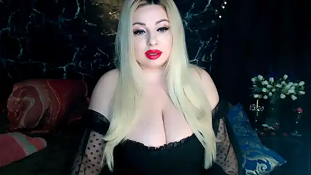Snapshot of ValentinaaLuv chatting on June 11, 2026, 9:13 pm ValentinaaLuv online show from June 11, 2026, 9:13 pm