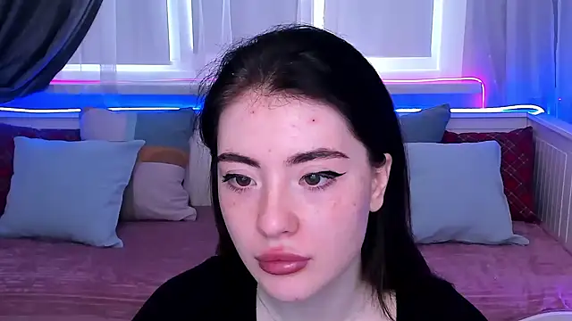 Emily Less online show from April 30, 2026, 6:42 am