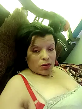 Samantha Kieran online show from April 30, 2026, 8:57 pm