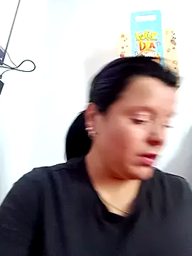 Samantha Kieran online show from May 6, 2026, 8:36 pm