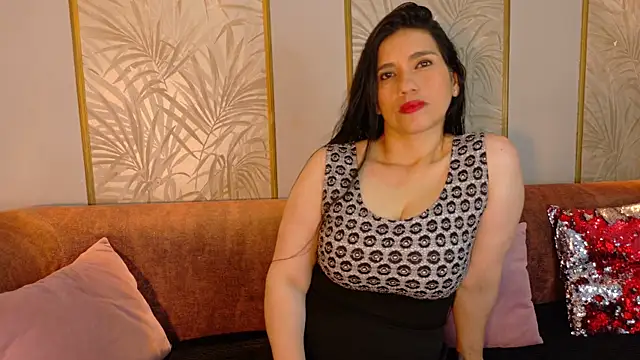 Snapshot of Dalila_5 chatting on June 16, 2026, 7:38 pm Dalila 5 online show from June 16, 2026, 7:38 pm