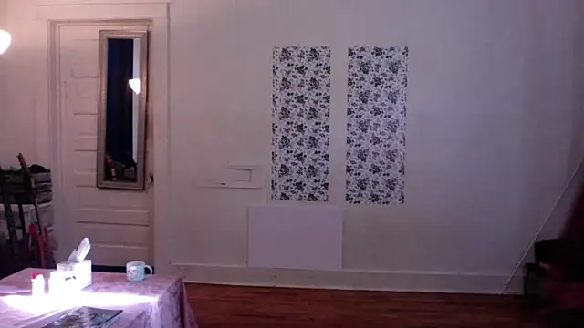 Snapshot of AnnywnBelle chatting on May 3, 2026, 10:05 pm AnnywnBelle online show from May 3, 2026, 10:05 pm