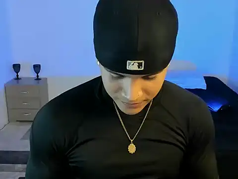 Snapshot of sant_wahlberg chatting on June 12, 2026, 10:52 pm sant wahlberg online show from June 12, 2026, 10:52 pm