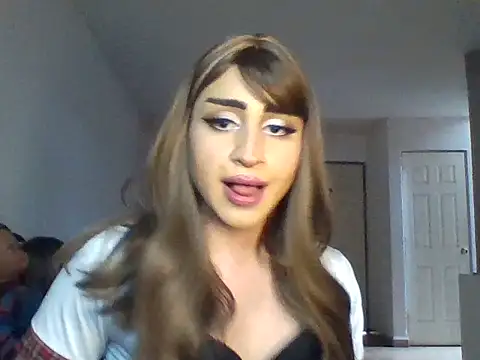 Snapshot of AliceSparkle13 chatting on May 12, 2026, 7:55 pm AliceSparkle13 online show from May 12, 2026, 7:55 pm