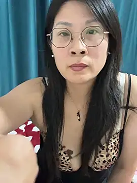 yeye 023 online show from April 30, 2026, 9:59 am