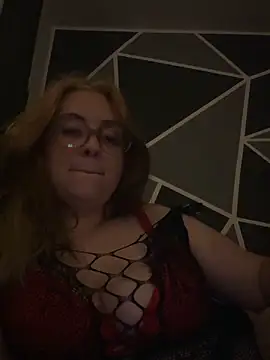 valeriaspice23 online show from June 7, 2026, 8:45 pm