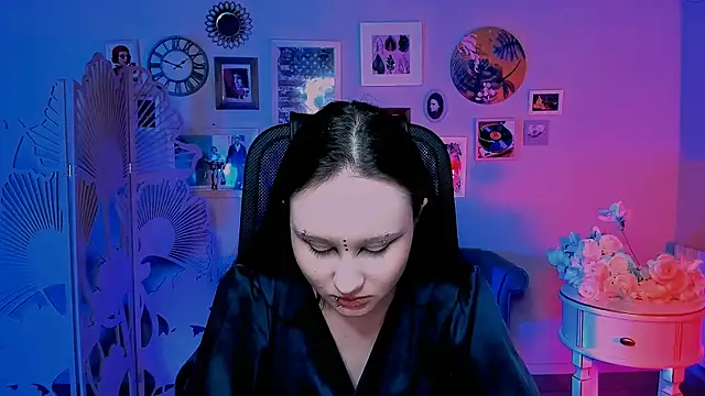 LexyBlike online show from May 4, 2026, 8:54 am