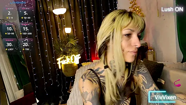 VivVixen online show from May 5, 2026, 8:44 am