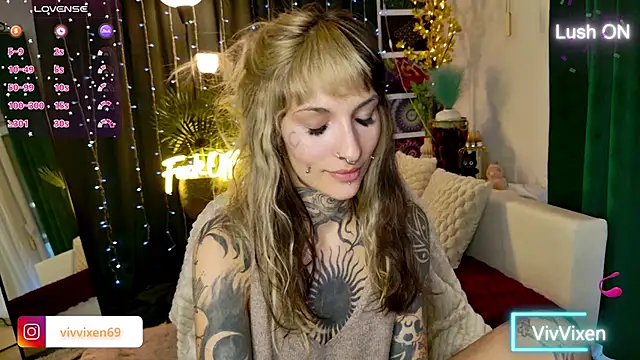 VivVixen online show from May 31, 2026, 6:20 pm
