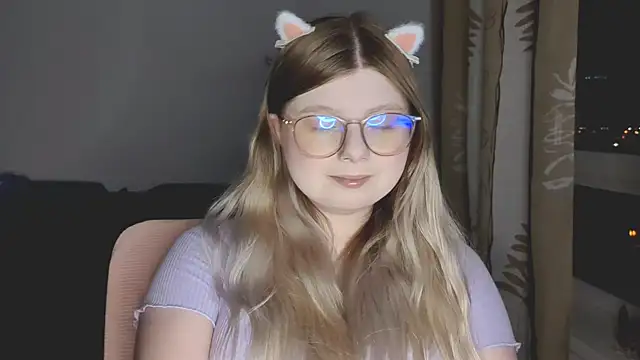 YukiBlush online show from May 17, 2026, 9:11 pm