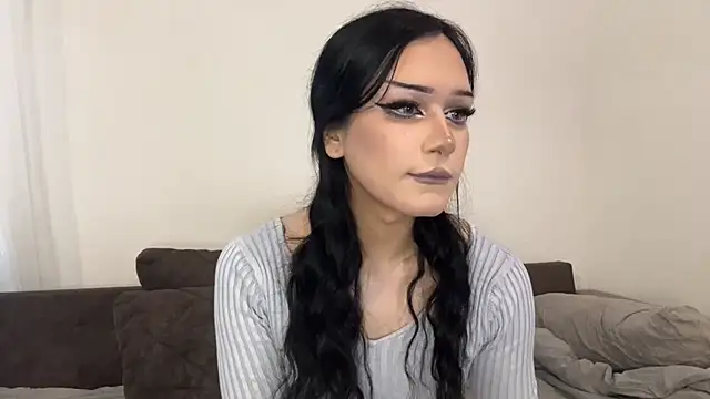 MiaTransDoll online show from June 11, 2026, 10:02 am