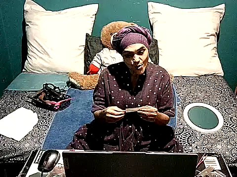 Snapshot of Indian_blaze006 chatting on June 29, 2026, 4:29 pm Indian blaze006 online show from June 29, 2026, 4:29 pm