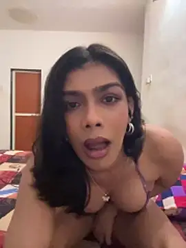 Mayra xx online show from May 24, 2026, 6:24 pm