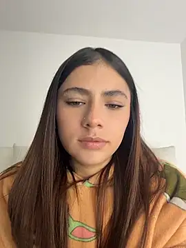 Snapshot of EmilyCxx chatting on July 11, 2026, 12:02 am EmilyCxx online show from July 11, 2026, 12:02 am