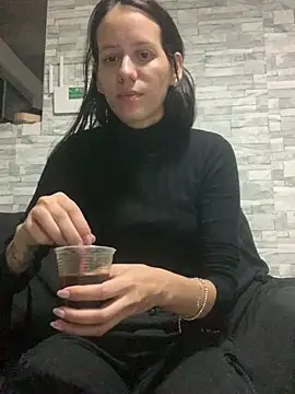 caterinekess online show from July 18, 2026, 3:44 am