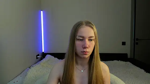 Snapshot of AnnaAlexArti chatting on July 1, 2026, 5:31 am AnnaAlexArti online show from July 1, 2026, 5:31 am