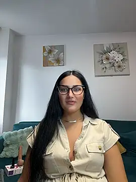 Snapshot of AnyEvyy chatting on June 23, 2026, 6:33 am AnyEvyy online show from June 23, 2026, 6:33 am