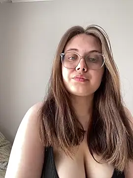 Snapshot of ecpochmak chatting on May 22, 2026, 1:06 pm ecpochmak online show from May 22, 2026, 1:06 pm