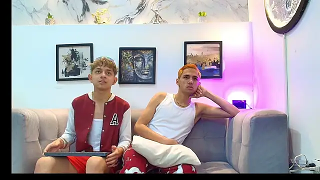 Snapshot of RED_BOYS_XXX chatting on June 20, 2026, 1:25 pm RED BOYS XXX online show from June 20, 2026, 1:25 pm