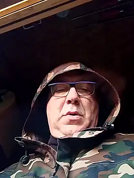 Snapshot of Soloyan chatting on December 12, 2024, 7:19 am Soloyan online show from December 12, 2024, 7:19 am