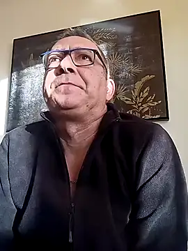 Snapshot of Soloyan chatting on December 21, 2024, 8:07 am Soloyan online show from December 21, 2024, 8:07 am