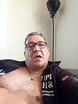 Snapshot of Soloyan chatting on January 19, 2025, 9:01 am Soloyan online show from January 19, 2025, 9:01 am