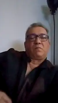 Snapshot of Soloyan chatting on February 2, 2025, 5:04 pm Soloyan online show from February 2, 2025, 5:04 pm