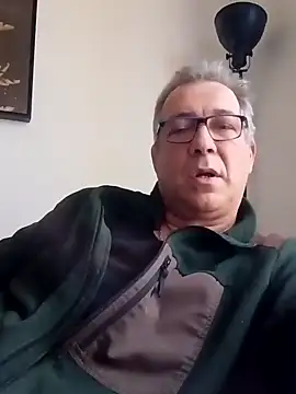 Snapshot of Soloyan chatting on February 10, 2025, 4:36 pm Soloyan online show from February 10, 2025, 4:36 pm