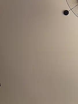 Snapshot of Soloyan chatting on February 20, 2025, 11:31 am Soloyan online show from February 20, 2025, 11:31 am