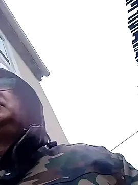 Snapshot of Soloyan chatting on February 24, 2025, 6:38 am Soloyan online show from February 24, 2025, 6:38 am