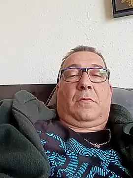 Snapshot of Soloyan chatting on February 28, 2025, 12:20 pm Soloyan online show from February 28, 2025, 12:20 pm