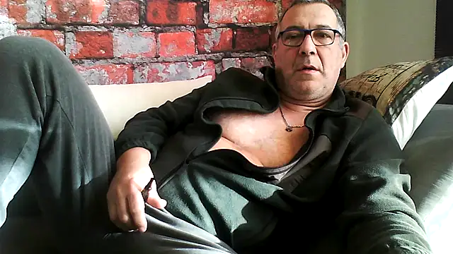 Soloyan online show from February 4, 2026, 8:20 am