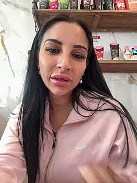 Snapshot of Miss_juicybabes chatting on May 4, 2026, 9:16 am Miss juicybabes online show from May 4, 2026, 9:16 am