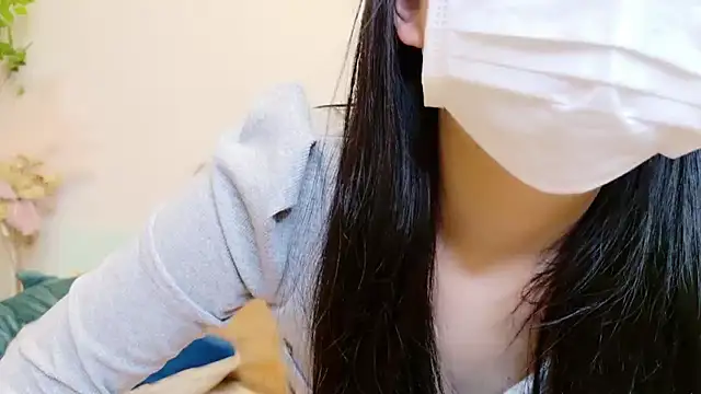 Snapshot of -Luna_JP- chatting on June 30, 2026, 11:33 am -Luna JP- online show from June 30, 2026, 11:33 am