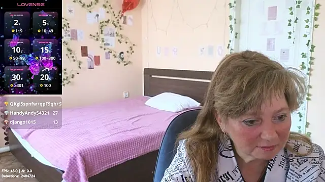 Snapshot of Melania_Cook chatting on July 16, 2026, 2:45 pm Melania Cook online show from July 16, 2026, 2:45 pm
