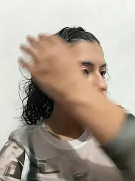 Snapshot of _sweetnenus_ chatting on June 5, 2026, 11:54 pm sweetnenus online show from June 5, 2026, 11:54 pm
