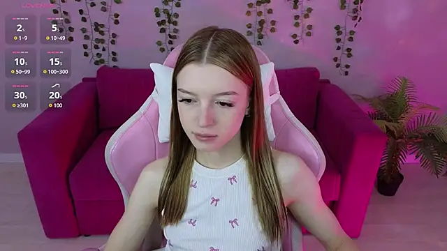 Snapshot of Eva_Th0mpson chatting on June 12, 2026, 12:53 am Eva Th0mpson online show from June 12, 2026, 12:53 am