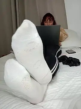 Ari vibesX online show from June 8, 2026, 11:27 pm