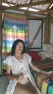 Snapshot of Eimy_Rose_ chatting on May 2, 2026, 7:19 pm Eimy Rose online show from May 2, 2026, 7:19 pm