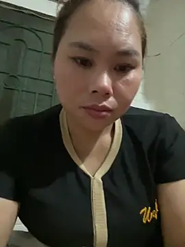 Snapshot of Banana-zz chatting on May 2, 2026, 2:33 pm Banana-zz online show from May 2, 2026, 2:33 pm