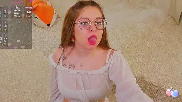 selenamils online show from May 31, 2026, 10:22 am