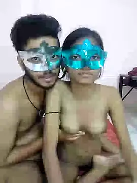 Snapshot of husband_wife_12 chatting on June 2, 2026, 5:59 pm husband wife 12 online show from June 2, 2026, 5:59 pm