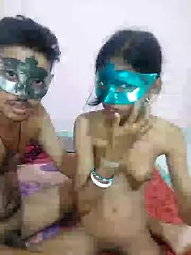 Snapshot of husband_wife_12 chatting on June 25, 2026, 6:12 pm husband wife 12 online show from June 25, 2026, 6:12 pm