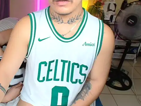Snapshot of Ashtonfuckingboi chatting on July 28, 2026, 8:52 pm Ashtonfuckingboi online show from July 28, 2026, 8:52 pm