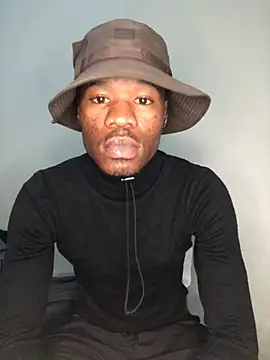 Snapshot of thandolezwe1 chatting on May 5, 2026, 4:59 pm thandolezwe1 online show from May 5, 2026, 4:59 pm