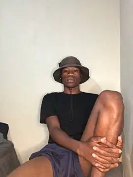 Snapshot of thandolezwe1 chatting on May 14, 2026, 8:04 pm thandolezwe1 online show from May 14, 2026, 8:04 pm