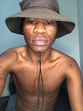 Snapshot of thandolezwe1 chatting on May 17, 2026, 8:05 pm thandolezwe1 online show from May 17, 2026, 8:05 pm