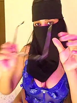 burkane67sexy online show from July 16, 2026, 2:12 pm