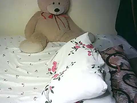 lovvelyheers online show from June 30, 2026, 3:02 pm